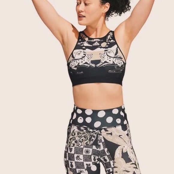 FARM Rio Tops - Set work out Adidas Farm Rio DEAL